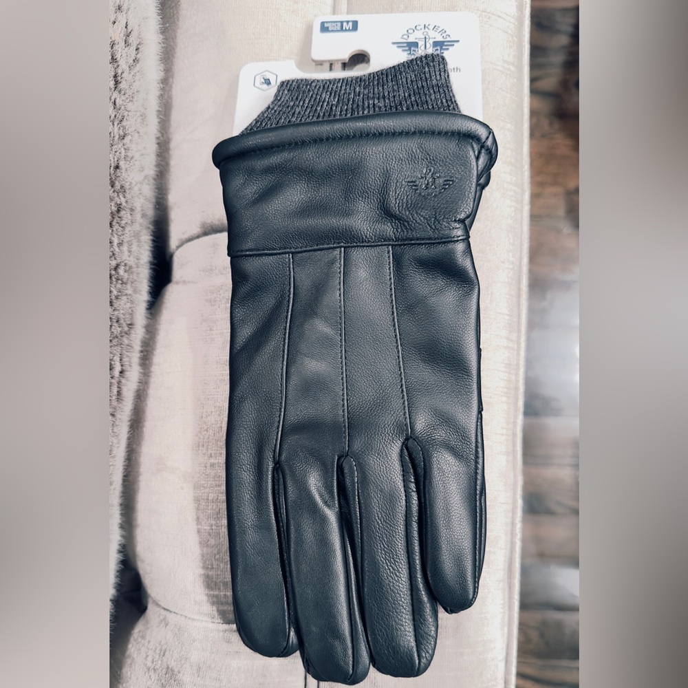 Black Leather Gloves by Dockers